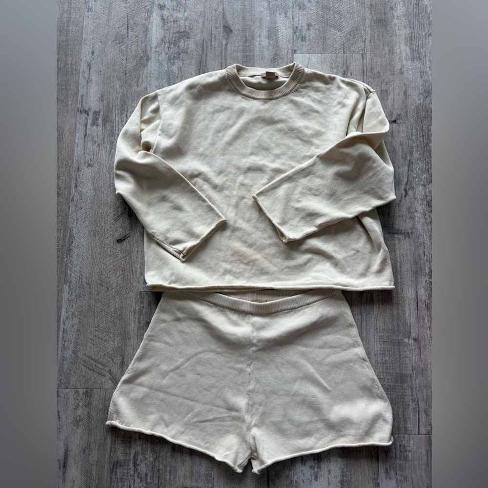 H&M sweater set